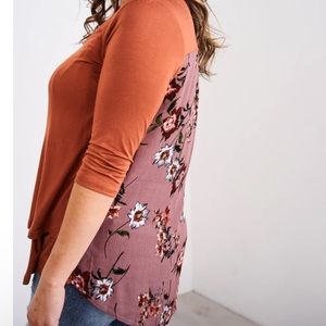 Latched Mama - Burnt Orange & Floral 3/4 Sleeve Scoop Neck Nursing Top
